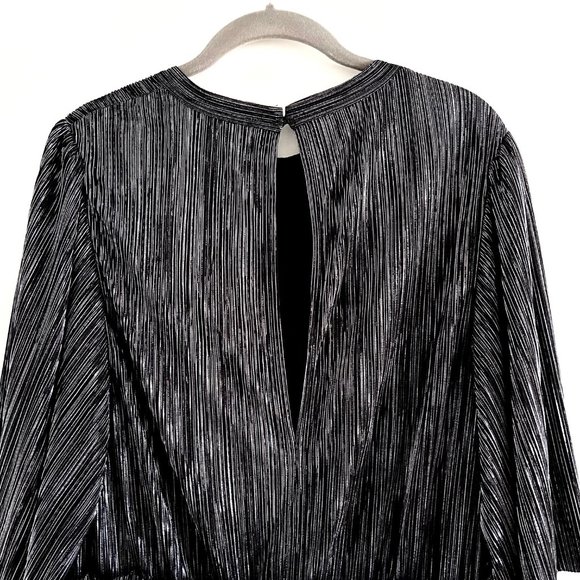 NWT IRO Paris Cuzco Tiered Metallic Plissé-Satin Mini Dress in Black/ Si… - Picture 9 of 11